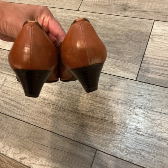 Vintage Raspini Leather Pumps Bow Accent Heel Brown Classic Shoes 24 EE sz 7 US - Picture 5 of 10